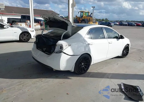 2014 Toyota Corolla S Plus z USA, uszkodzony, nr VIN 2T1BURHE4EC206341